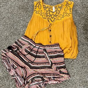 Shirt/ shorts came as a matching outfit. Size medium.